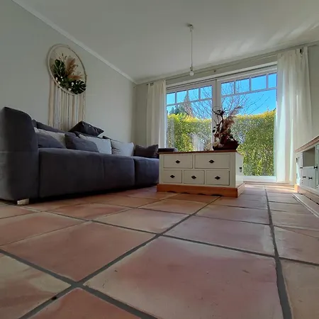 Boohouse Mit Wallbox Nyaraló